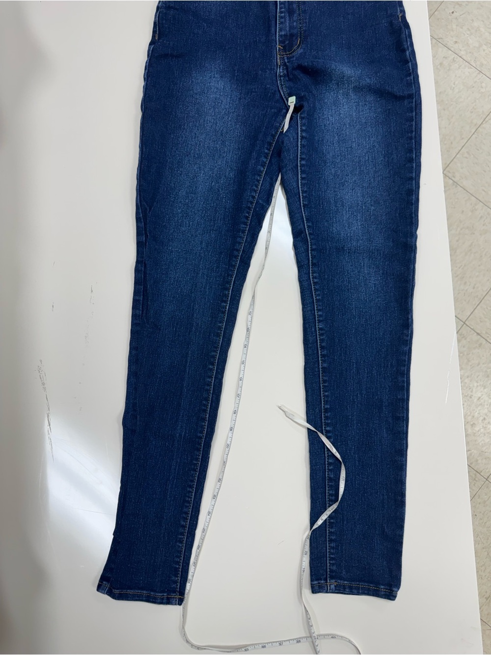 Fashion Nova Classic Dark Blue Women's Skinny Jeans Size 7/8